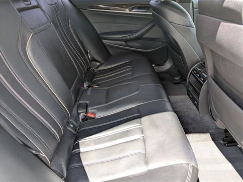 Used 2018 BMW 530e w/ Premium Package 2 RWD image 20