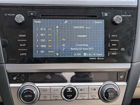 Used 2015 Subaru Legacy 2.5i Limited image 28