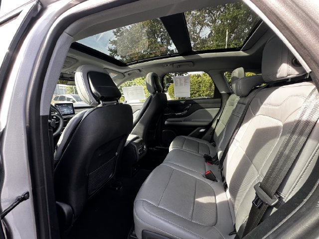 Certified 2020 Lincoln Corsair Reserve w/ Equipment Group 202A AWD/4WD image 18