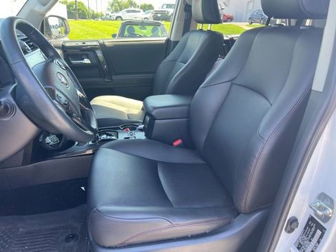 Used 2024 Toyota 4Runner TRD Off-Road Premium w/ Off Road Premium Plus Package AWD/4WD image 9