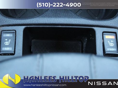 Used 2022 Nissan Rogue Sport SV image 19