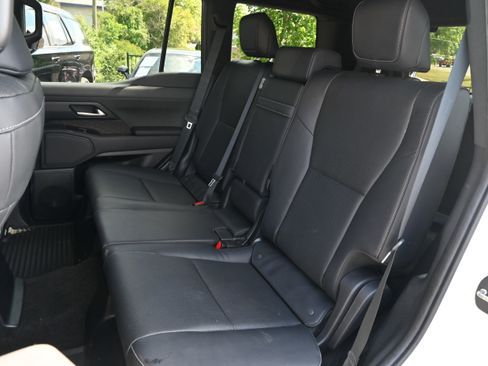 Used 2024 Lexus GX 550 w/ Cold Area Package image 30