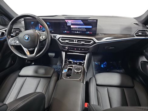 Used 2024 BMW i4 eDrive35 w/ Premium Package RWD image 9