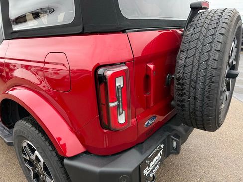 Used 2021 Ford Bronco Outer Banks AWD/4WD image 39