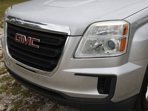 Used 2016 GMC Terrain SLE FWD image 22