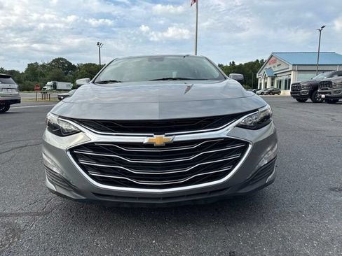 Used 2024 Chevrolet Malibu LT FWD image 18