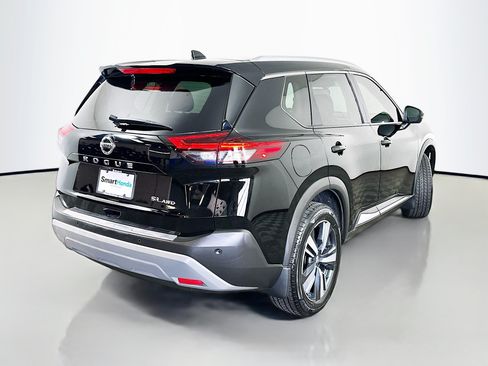 Used 2021 Nissan Rogue SL AWD/4WD image 7