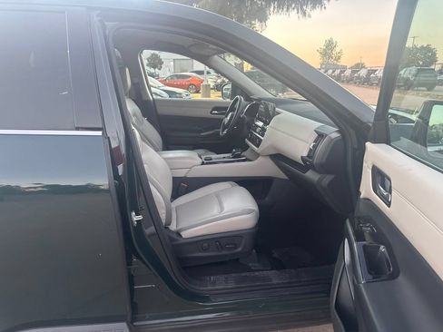 Certified 2023 Nissan Pathfinder SL AWD/4WD image 16