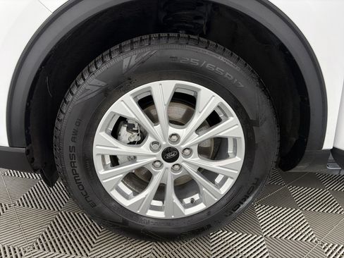 Used 2023 Ford Escape Active w/ Tech Pack #2 AWD/4WD image 12