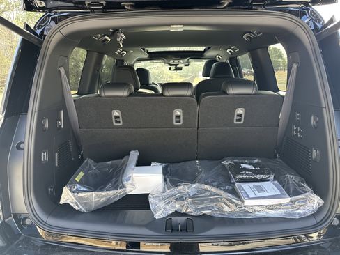 New 2026 Nissan Armada PRO-4X image 18