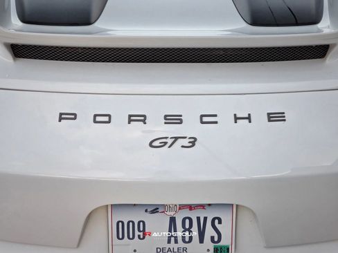 Used 2018 Porsche 911 GT3 image 10