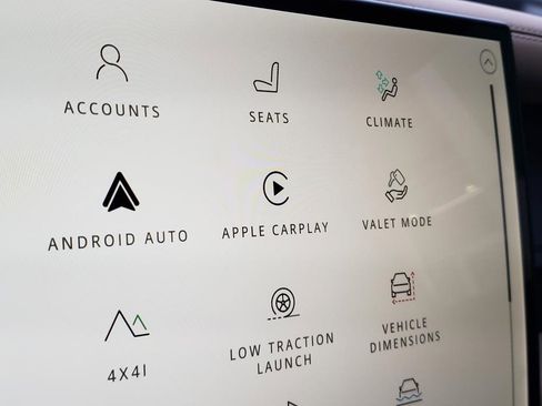 New 2026 Land Rover Defender 130 V8 image 24