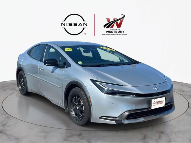 Used 2026 Toyota Prius Plug-In Hybrid FWD image 1
