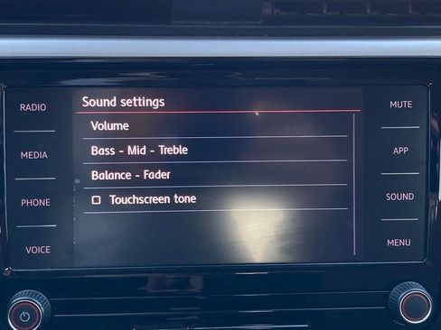 Used 2022 Volkswagen Passat 2.0T SE image 20