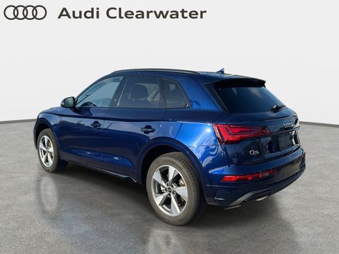 Used 2025 Audi Q5 Premium w/ Convenience Plus Package image 2