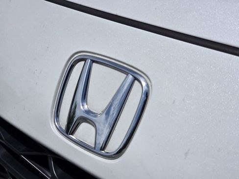 Used 2025 Honda HR-V LX image 42