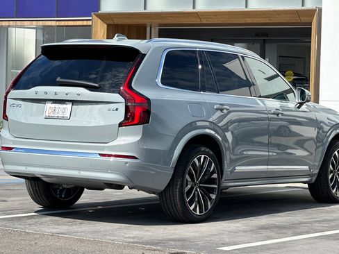 New 2026 Volvo XC90 B6 Plus image 5