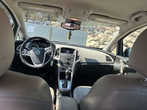 Used 2015 Buick Verano FWD image 22