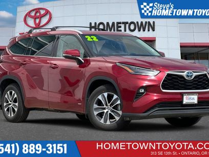 Used 2022 Toyota Highlander XLE
