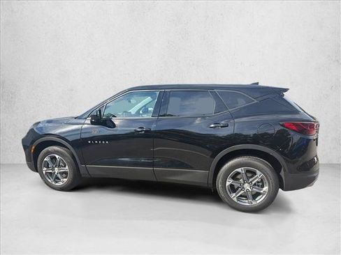 Used 2023 Chevrolet Blazer LT AWD/4WD image 8