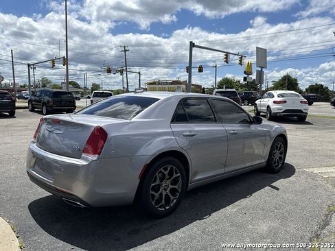 Used 2017 Chrysler 300 S w/ 300S Premium Group AWD/4WD image 5
