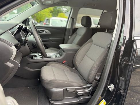 Used 2021 Chevrolet Traverse LS w/ LPO, Blackout Package FWD image 21