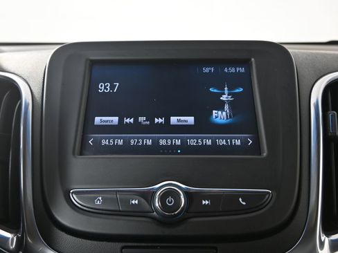 Used 2018 Chevrolet Equinox LT image 27