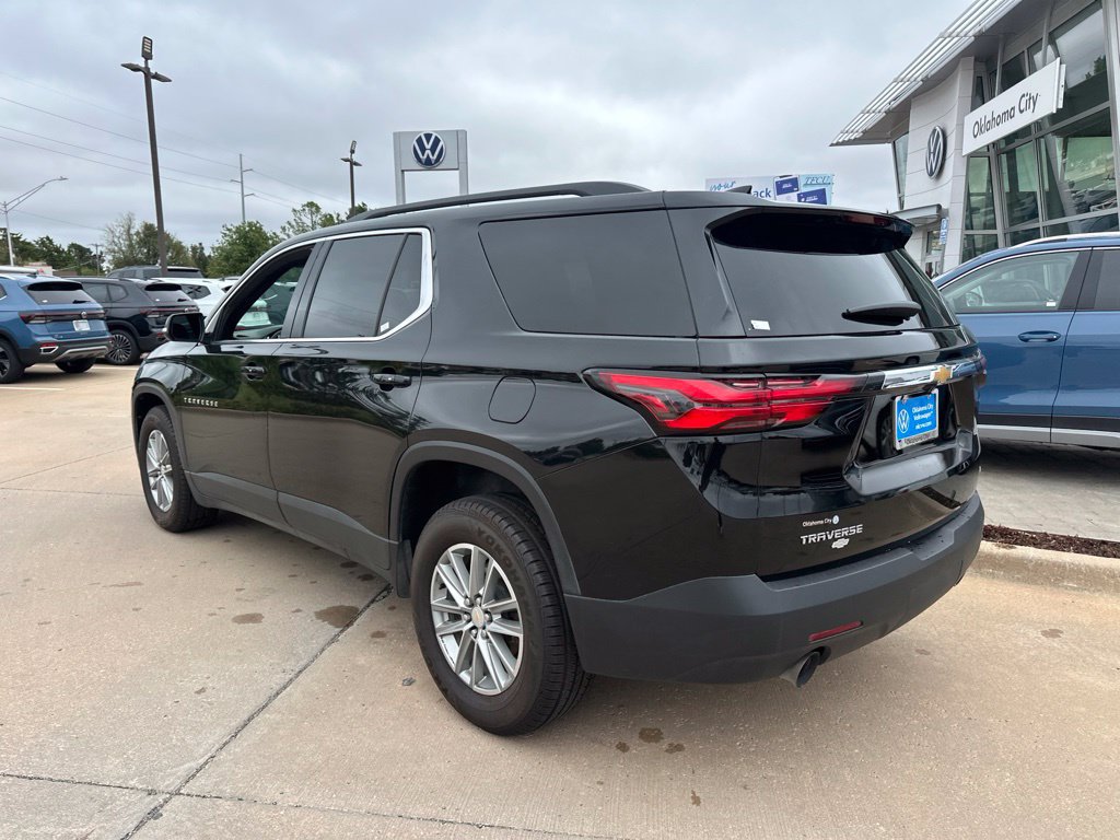 Used 2023 Chevrolet Traverse LT FWD image 6