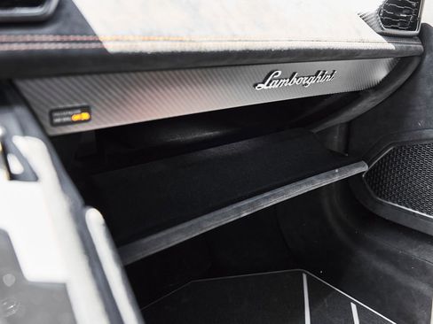 Used 2023 Lamborghini Huracan Sterrato image 78