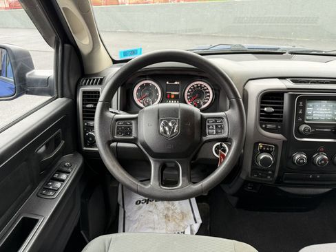 Used 2017 RAM 1500 Express AWD/4WD image 22