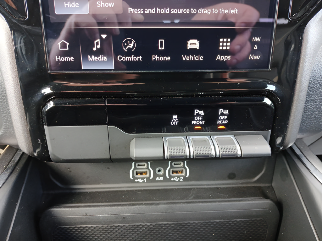 Used 2026 RAM 1500 Laramie AWD/4WD image 18