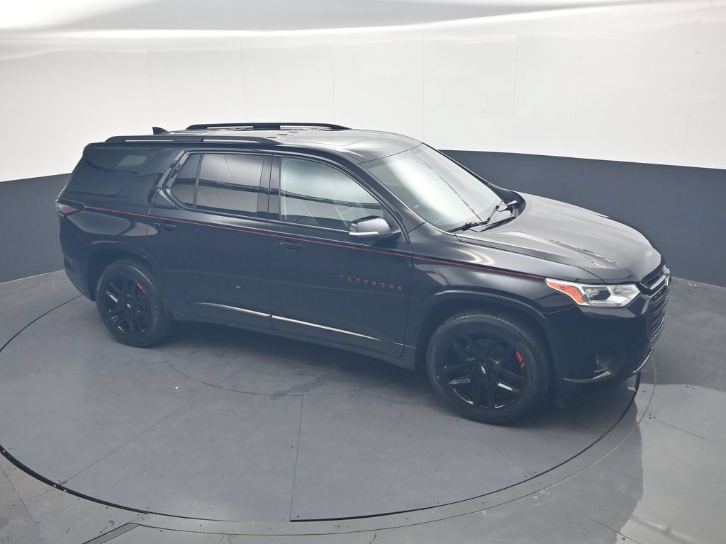 Used 2021 Chevrolet Traverse Premier w/ Redline Edition FWD image 22