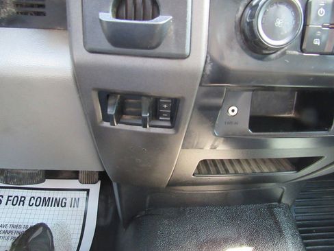 Used 2019 Ford F550 2WD Regular Cab Super Duty image 35
