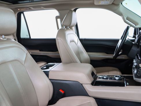 Used 2023 Ford Expedition Limited image 29