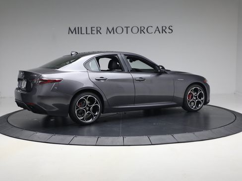 New 2026 Alfa Romeo Giulia AWD image 8