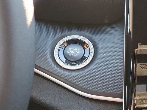 New 2025 Jeep Grand Cherokee Altitude w/ Trailer Tow Package image 15