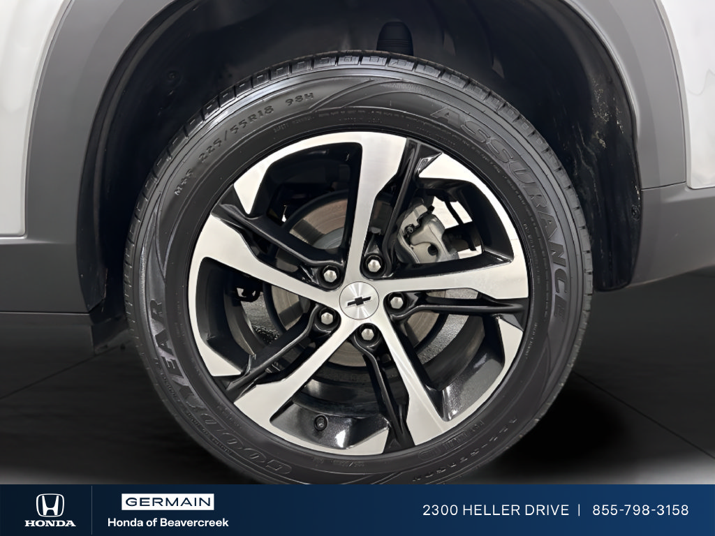 Used 2024 Chevrolet Trax RS w/ Driver Confidence Package FWD image 30