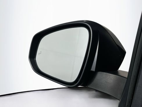 Used 2025 Toyota Tacoma TRD Off-Road image 16