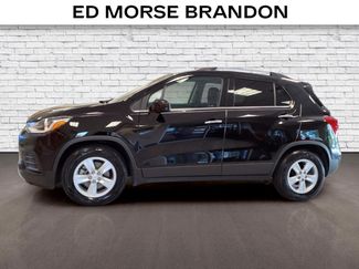 Used 2020 Chevrolet Trax LT w/ LT Convenience Package FWD video 2