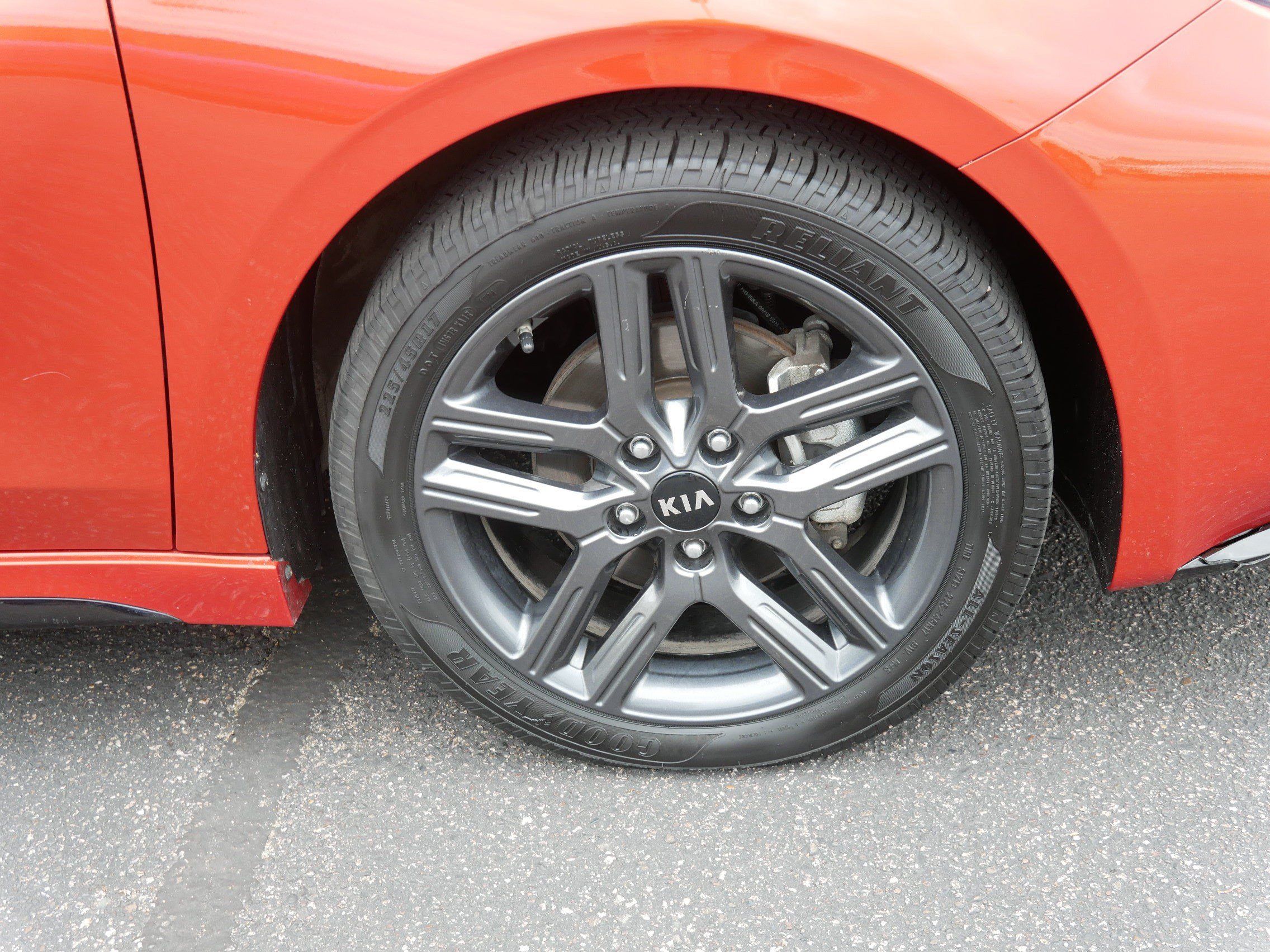 Used 2020 Kia Forte GT-Line FWD image 15
