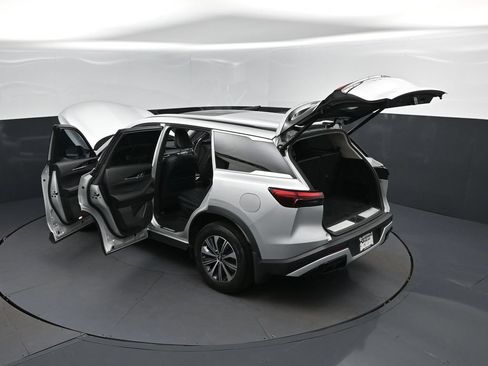 Certified 2023 INFINITI QX60 Pure FWD image 2