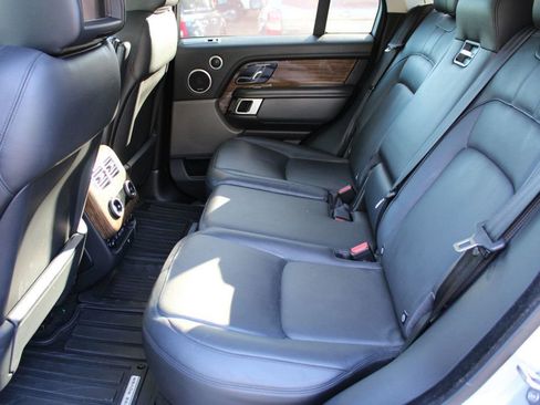Used 2019 Land Rover Range Rover Supercharged image 14
