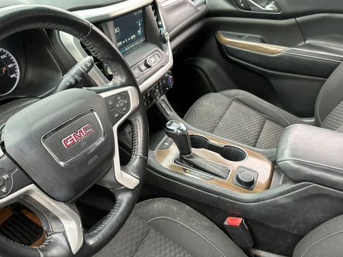 Used 2018 GMC Acadia SLE FWD image 14