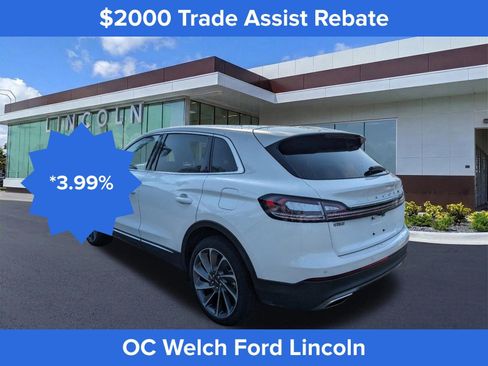 Used 2023 Lincoln Nautilus Reserve w/ Equipment Group 202A image 7