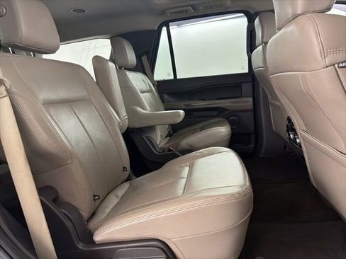 Used 2020 Ford Expedition XLT w/ Equipment Group 202A image 11