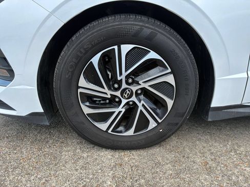 Used 2026 Hyundai Sonata Blue FWD image 25
