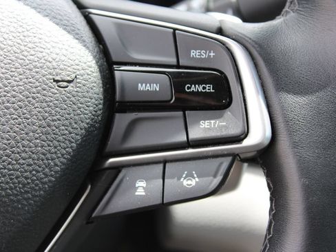 Used 2019 Honda Accord EX-L image 26