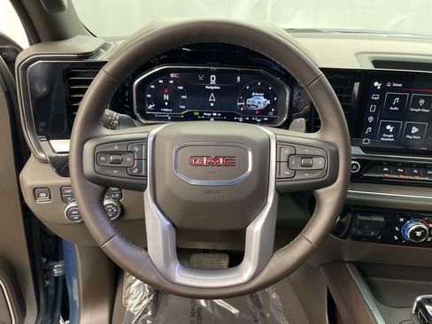 Used 2024 GMC Sierra 1500 SLT w/ SLT Premium Plus Package image 6