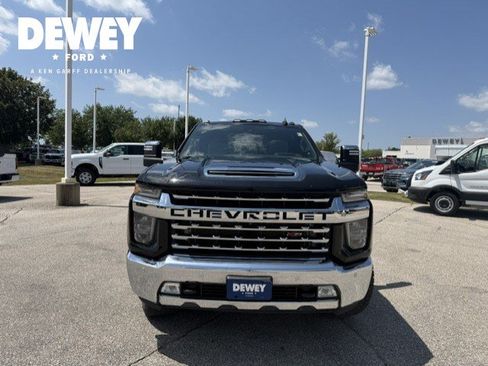 Used 2020 Chevrolet Silverado 2500 LTZ w/ LTZ Premium Package AWD/4WD image 2