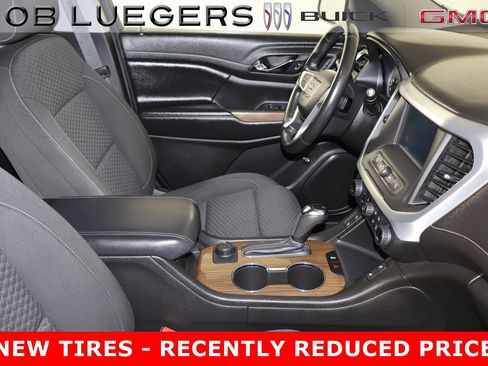 Used 2019 GMC Acadia SLE image 20